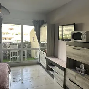 https://paraisos-studio-benal-beach.es-andalucia.com